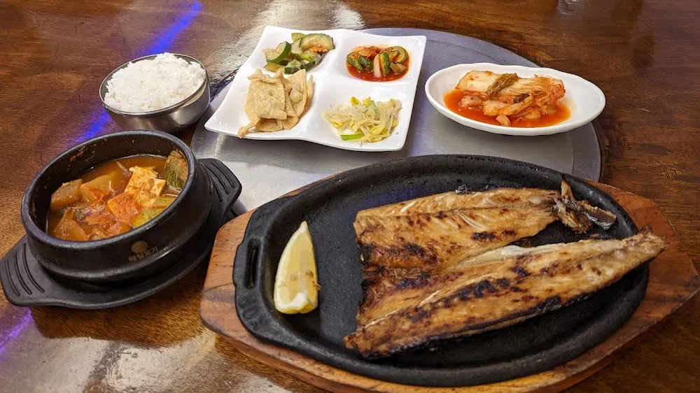 Godeungeo-Gui Doenjang-Jjigae